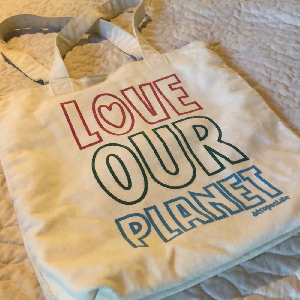 Tote bag